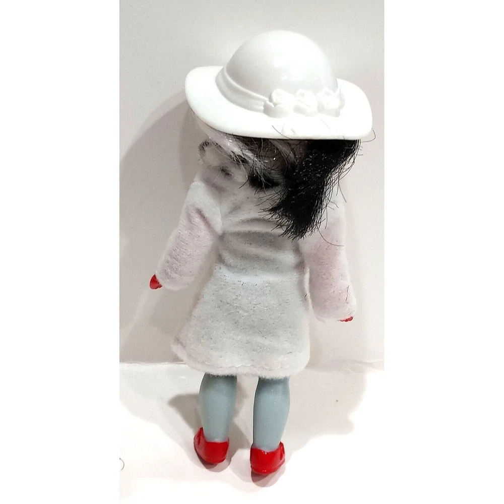 Cruella Deville McDonald's Madam Alexander Happy Meal Doll 5
